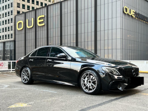 Mercedes E Class (Premium Sedan)