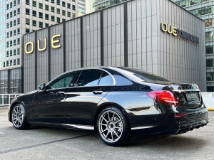 Mercedes E Class (Premium Sedan)